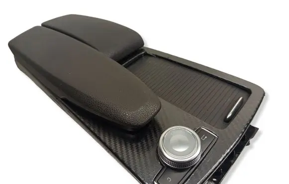 Mercedes-Benz C W204 Armrest A2046801339 0005032511