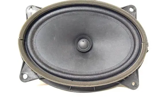 Toyota Prius (XW30) Front door speaker G11B07CS