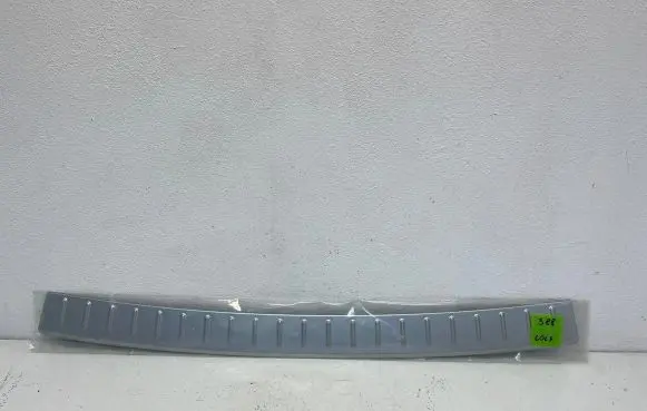 Volkswagen Golf VII Trunk/boot sill cover protection 5G0061195