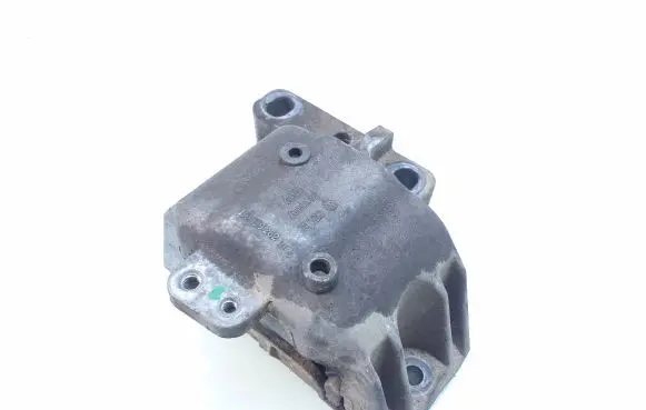 Audi A3 S3 8L Engine mount bracket 1J0199262BF