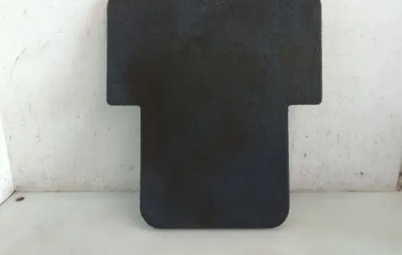 Trunk/boot floor carpet liner