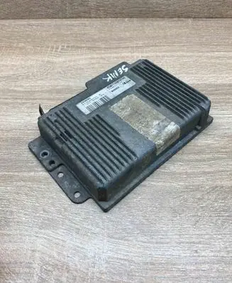 Renault Scenic I Engine control unit/module ECU 7700875745 S115300121B