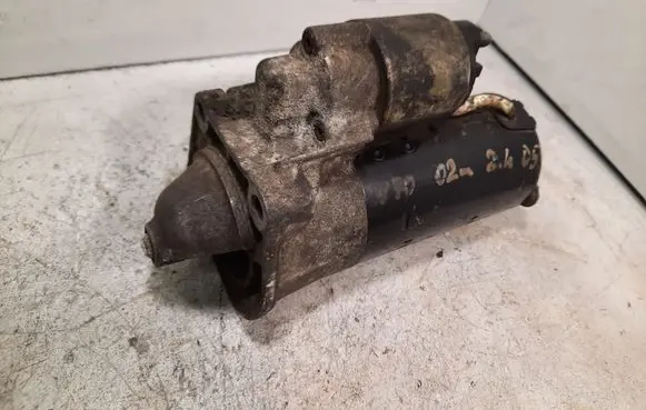 Volvo V70 Starter motor 0001109041