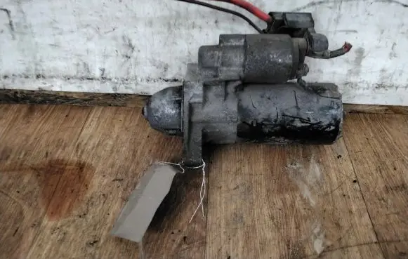 Ford Mondeo Mk III Starter motor 0001108121
