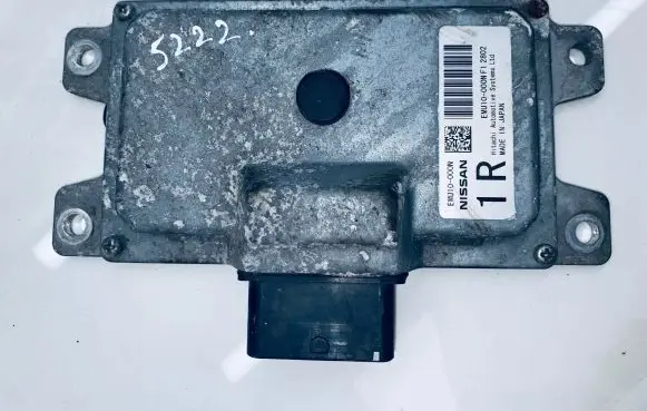 Nissan Qashqai Gearbox control unit/module EM010000NF1 EMU10000N