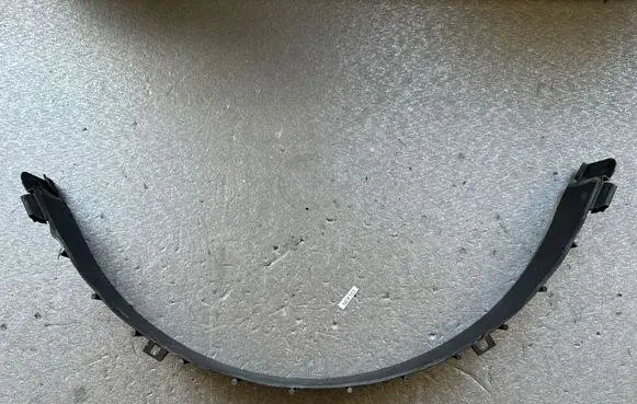 Nissan Patrol Y61 Radiator mount bracket 21477VB300