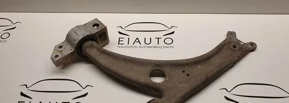 Volkswagen PASSAT B6 Front lower control arm/wishbone 3C0407153B