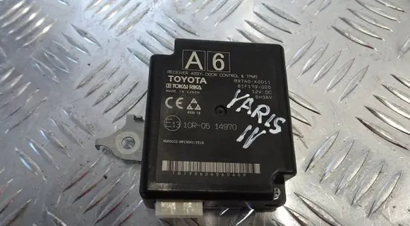 Toyota Yaris XP210 Door control unit/module 897A0-K0011