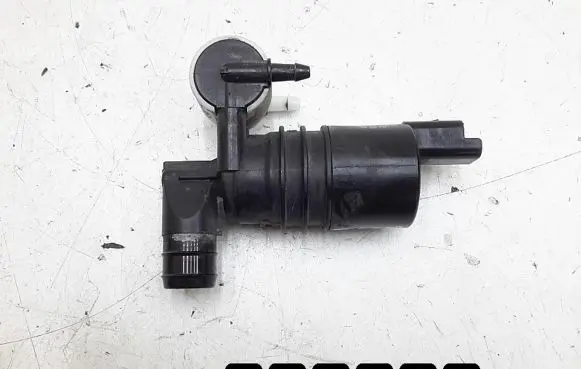 Peugeot 3008 I Windscreen/windshield washer pump 9643447980