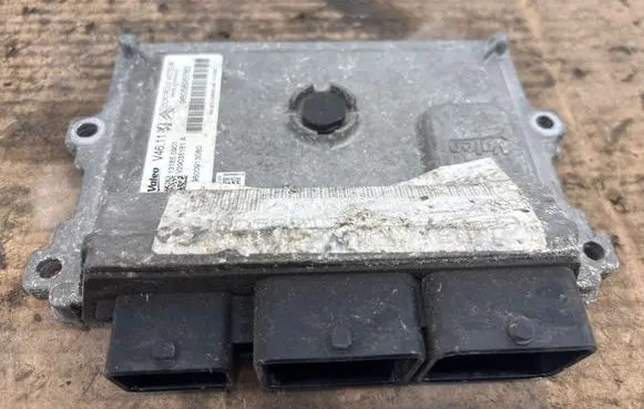 BMW 3 F30 F35 F31 Engine control unit/module 9805895780 131850901