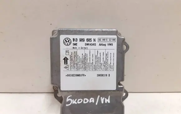 Skoda Octavia Mk2 (1Z) Airbag control unit/module 1K0909605N 5WK43413 03H015S2100