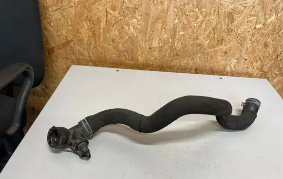 Volkswagen Golf Plus Engine coolant pipe/hose 1K0122291AD