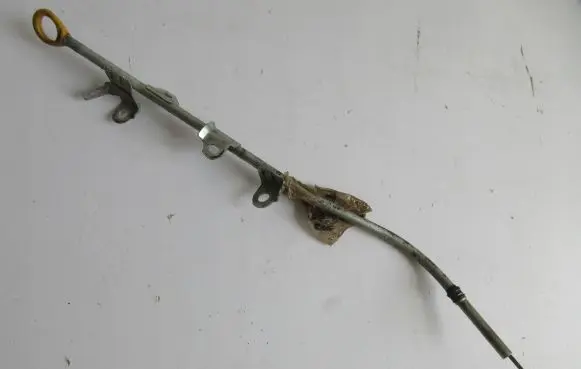 Toyota Avensis T270 Oil level dip stick 