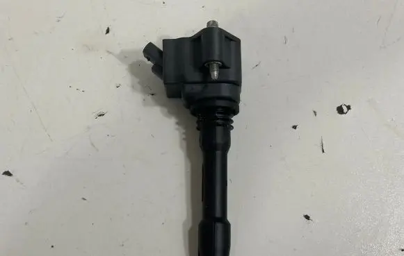 BMW X2 F39 High voltage ignition coil 8643360 8615991