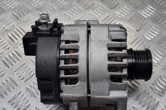 Mercedes-Benz C W205 Generator/alternator