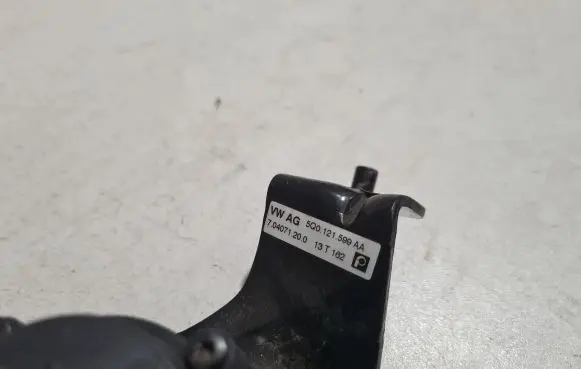 Audi Q5 SQ5 Webasto circulation pump for autonomous heater 70407116