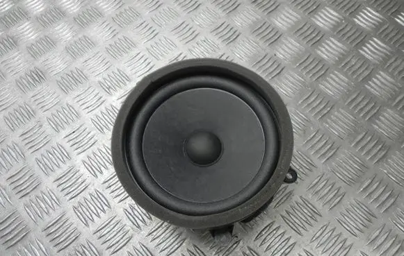 Volvo XC60 Front door high frequency speaker 31456822