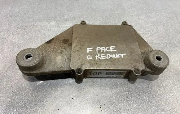 Jaguar F-Pace Rear differential/diff mount bracket GX734B148CB