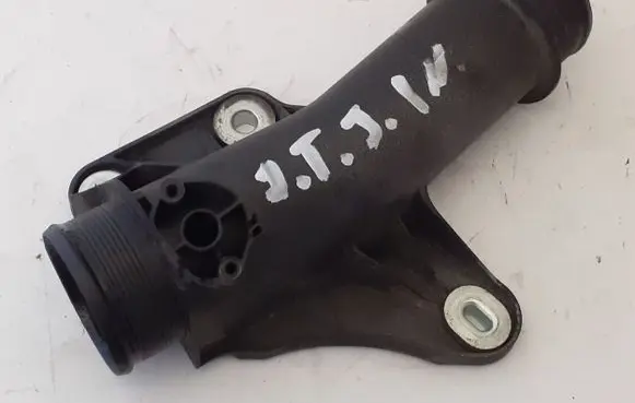 Audi A5 8T 8F Intercooler hose/pipe 8K0145673E