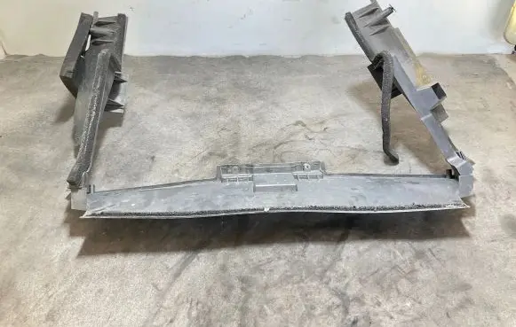 Renault Espace - Grand espace IV Radiator trim 8200507743 8200507910 8200506742