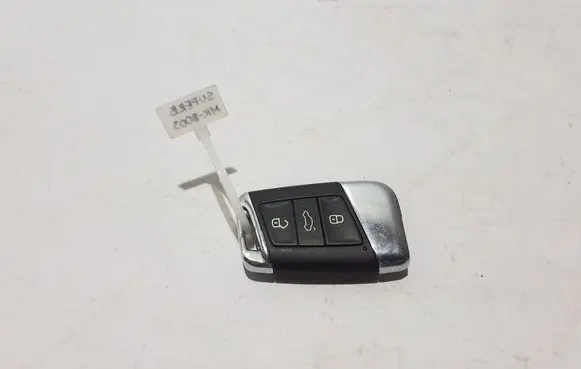 Skoda Superb B8 (3V) Ignition key/card 3V0959752L