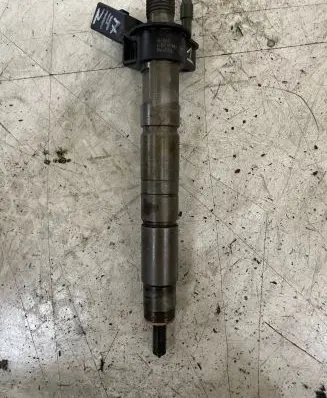 BMW X1 E84 Fuel injector 0445116 04863 101118
