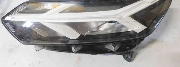 Dacia Sandero III Headlight/headlamp 260602561R