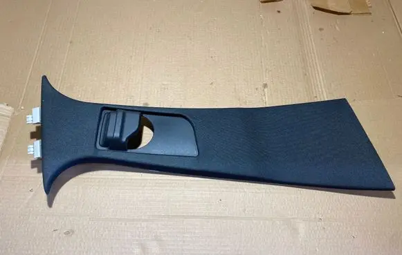 Mercedes-Benz C W205 (B) pillar trim (top) A2056901030