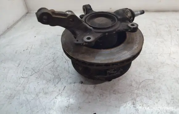 Opel Movano B Front wheel hub