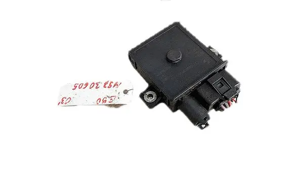BMW 5 E60 E61 Glow plug pre-heat relay 780120102