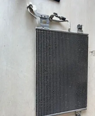 Volkswagen PASSAT B5.5 A/C cooling radiator (condenser) 3B0260401A