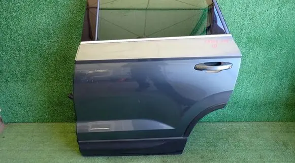 Skoda Karoq Rear door 