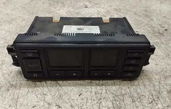 Audi A3 S3 8L Climate control unit 8L0820043M