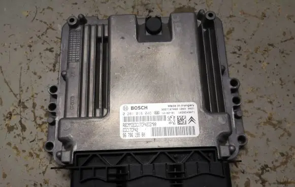 Peugeot 508 Engine control unit/module 0281018046 9667187080 9678615580