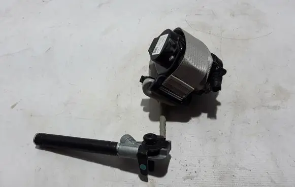 Chrysler Pacifica Front seatbelt 5LA371D2AC