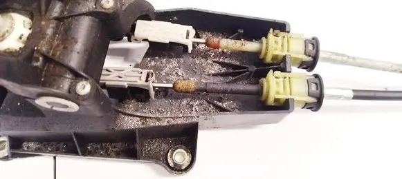 Opel Signum Gear shift cable linkage 24424786