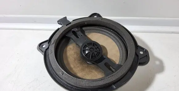 Audi A3 S3 8P Rear door speaker 8H0035411D 7606500098