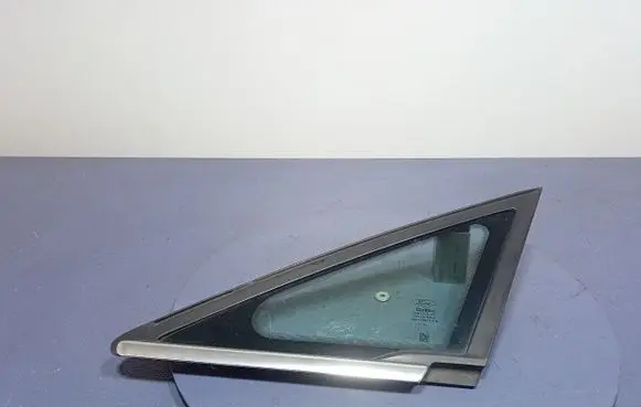 Ford Grand C-MAX Front door vent window glass four-door 