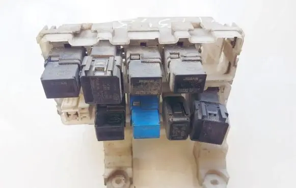 Nissan Almera N16 Fuse box set