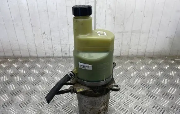 Volvo V50 Power steering pump 5N513K514CC 31302206