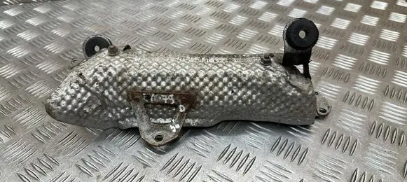 Mercedes-Benz E W212 Heat shield in engine bay A6420903141