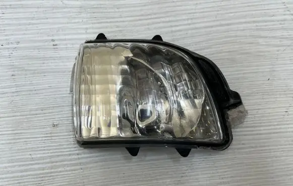Volvo XC90 Mirror indicator light 4040048