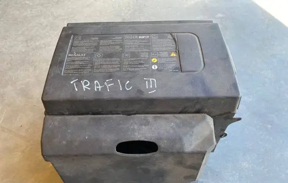 Renault Trafic III (X82) Battery box tray 