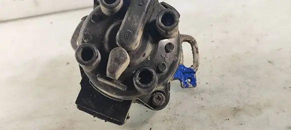 Mazda 323 Spark distributor T2T60371 BP1A