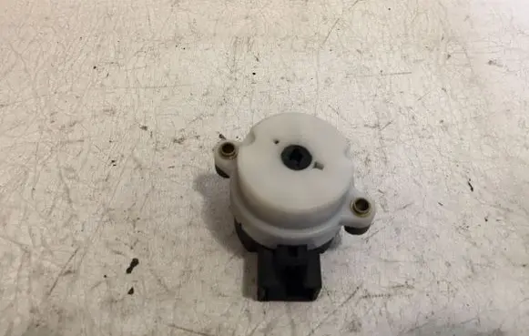 Volvo XC70 Ignition lock contact 8645228