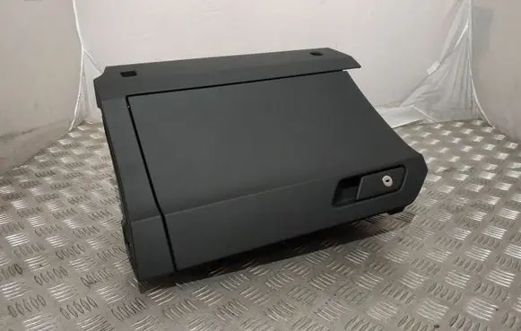 Audi Q3 F3 Glove box 83B857035