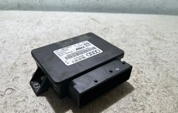 Audi A4 S4 B8 8K Hand brake control module 8K0907801D A2C53281093