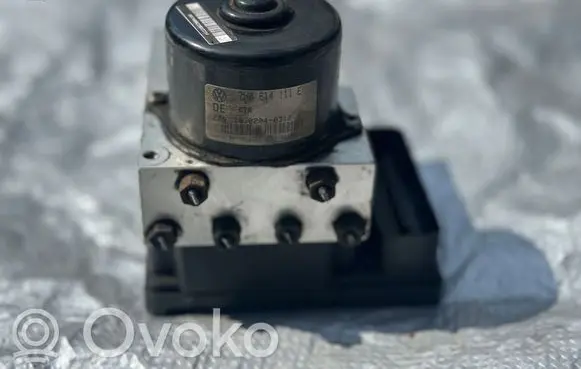 Volkswagen Transporter - Caravelle T5 ABS Pump 7H0614111E 7H0907379E