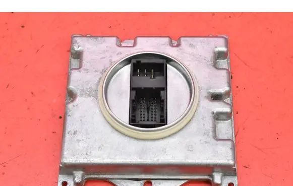 Opel Insignia A Voltage converter/converter module 39102898