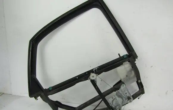 Audi A4 S4 B5 8D Rear door manual window regulator 